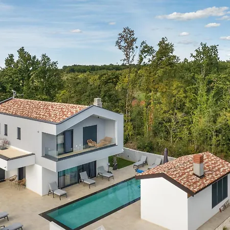 Beautiful Home In Rebici * Rebići